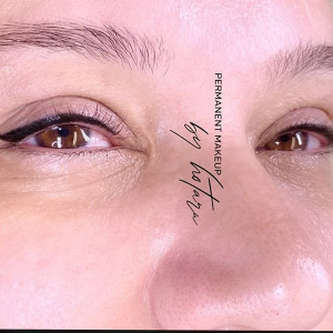 Permanent eyeliner 1